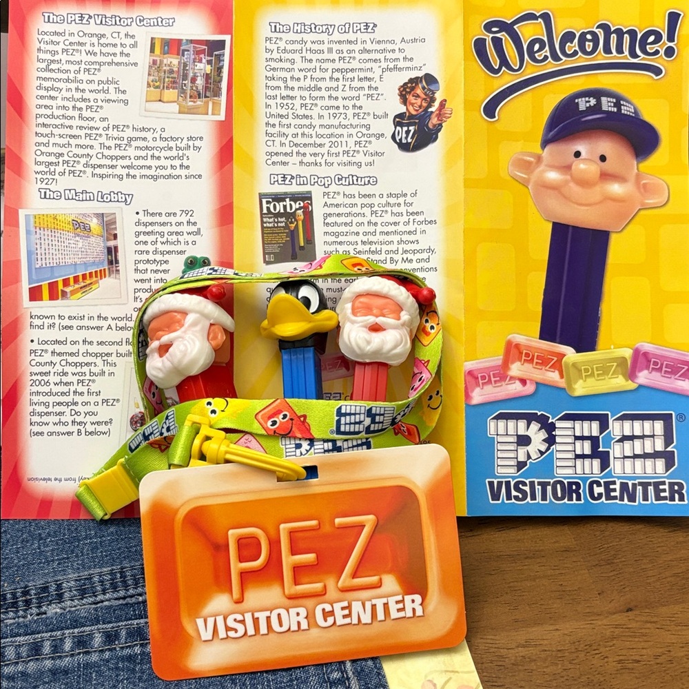 PEZ Bundle Santa and Daffy Duck Dispenser and PEZ lanyard